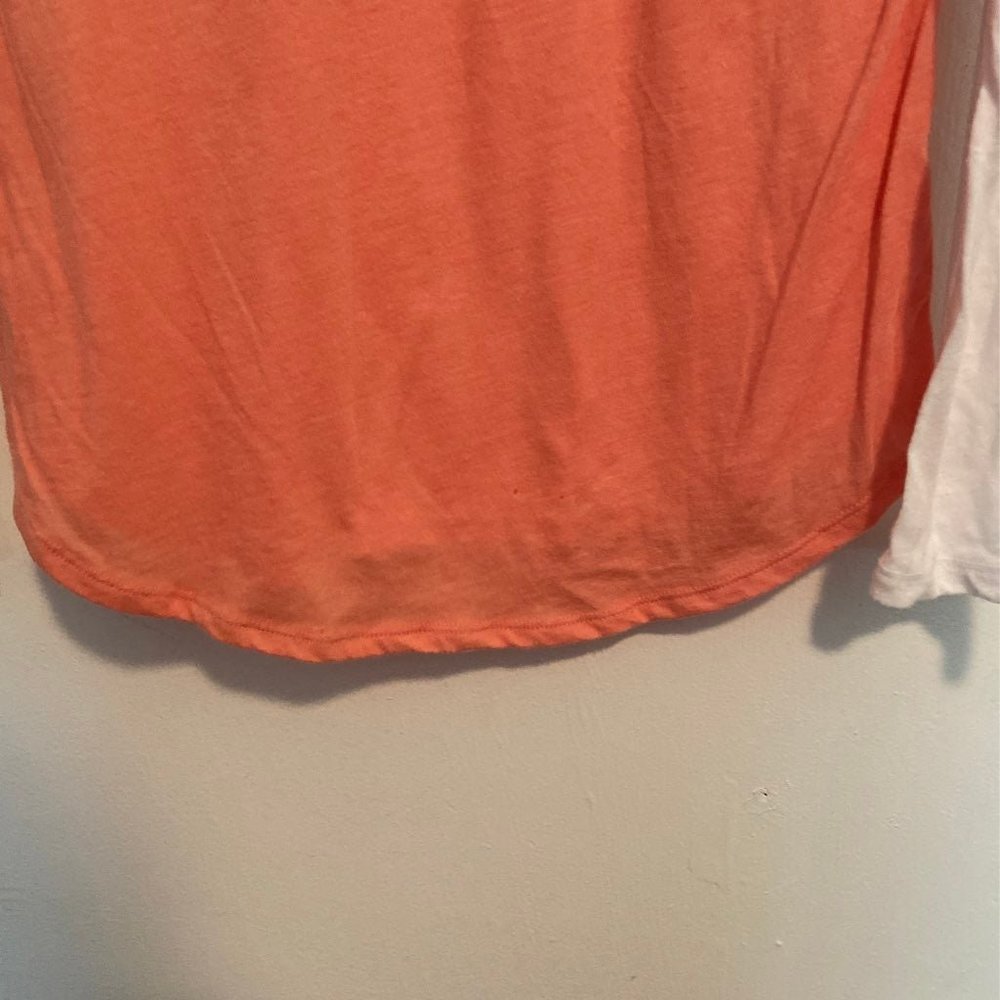 Roxy Tribal Heart Peach and White Baseball Raglan Tee - Picture 5 of 5